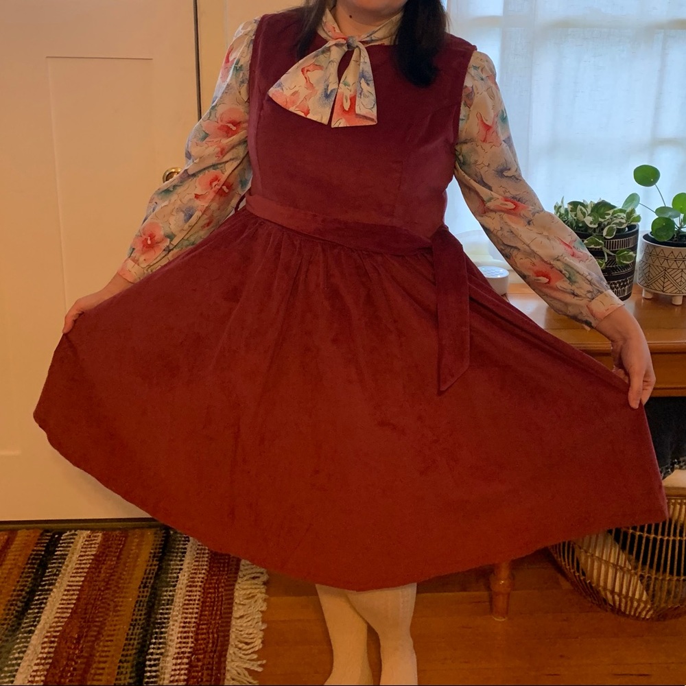 Lindy Bop Audrey NWT wine berry U.K. 22 US 18